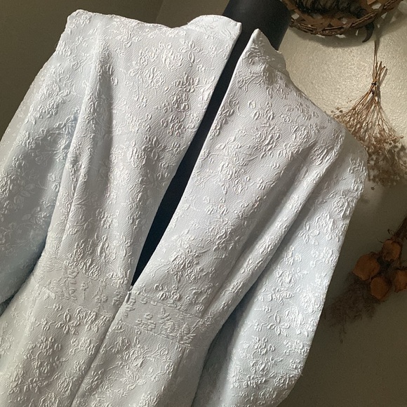 Beautiful Elegant Light Blue Floral Pioneer Patterned Long Sleeve Dress - Picture 13 of 17